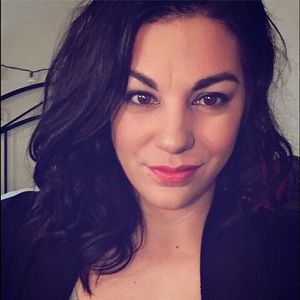 Meet your Posher, Sherry